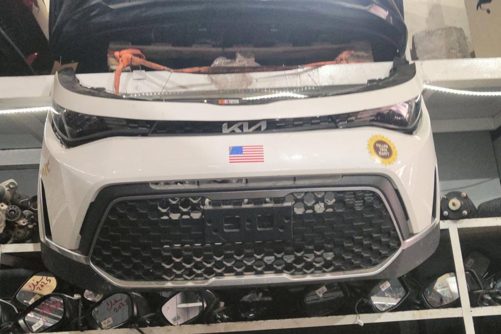 طمبون امامي كيا سول بنزين 2023 2024