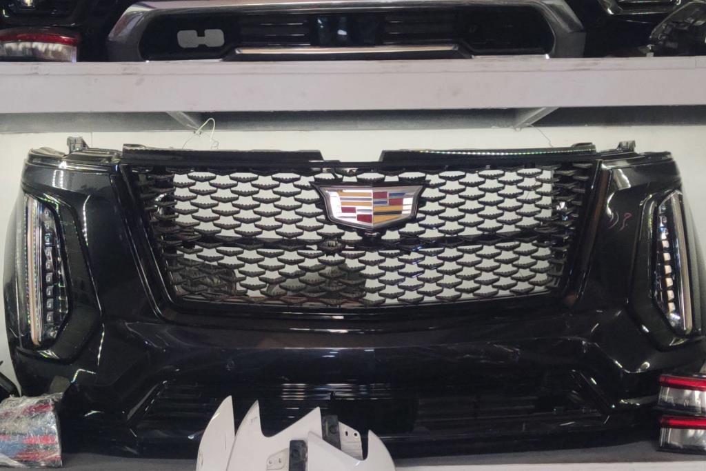 Body  Bumper Cadillac Escalade