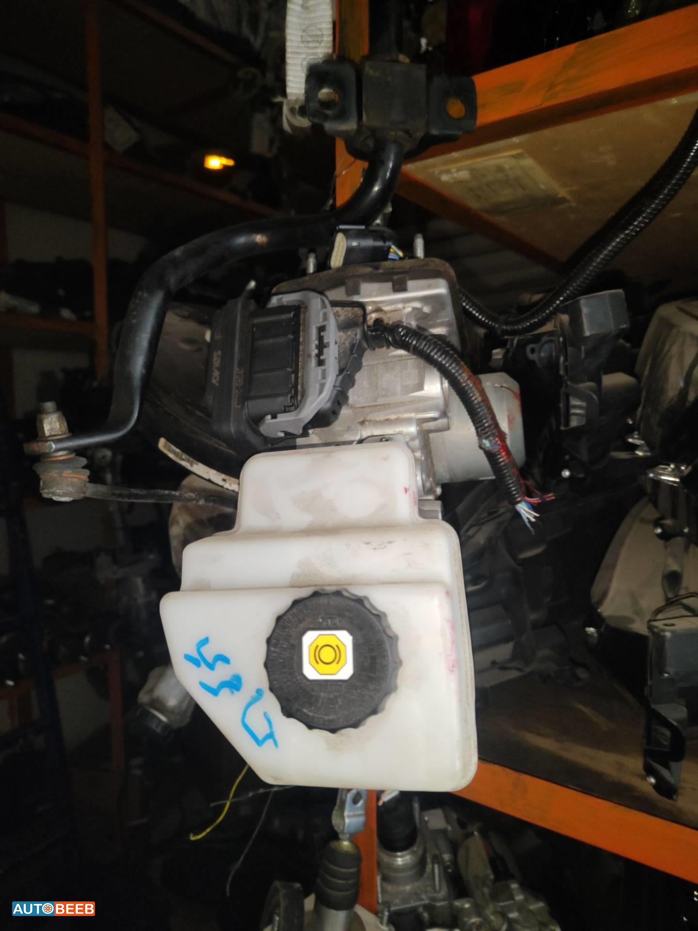 Abs تويوتا كامري 2025