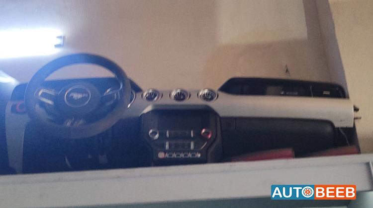 Cabin  Dashboard Ford Mustang