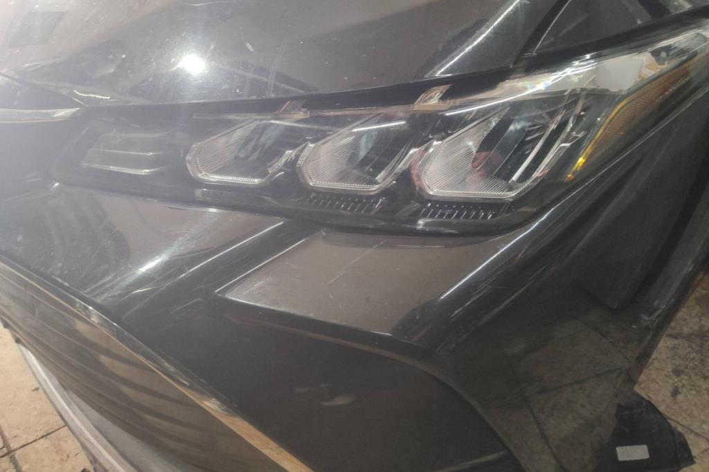 ضوء امامي شمال تويوتا افالون 2020 2021 2022 2023