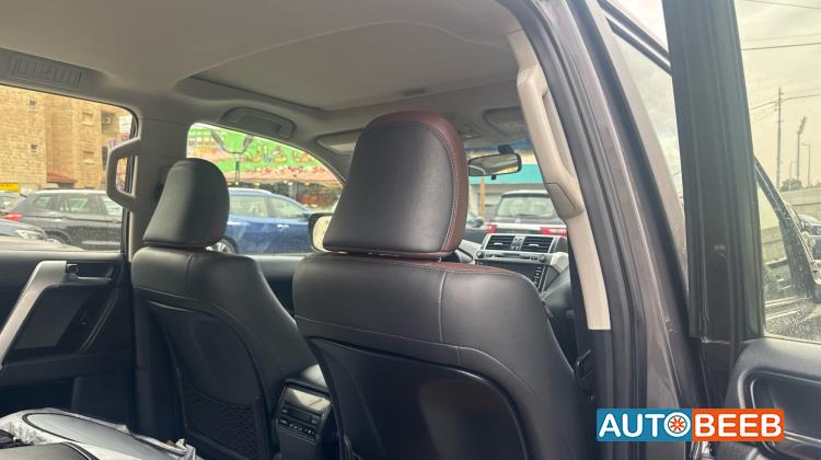 Toyota Prado 2017
