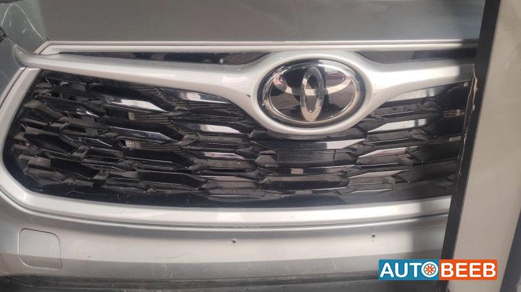 Body  Grilles Toyota Highlander