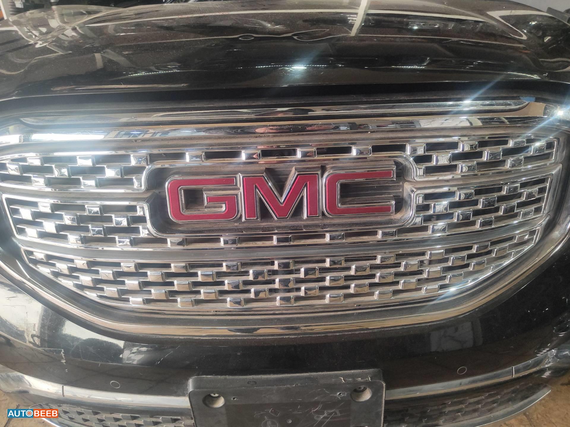 Body  Grilles GMC Terrain