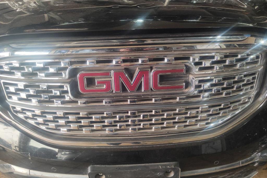 Body  Grilles GMC Terrain