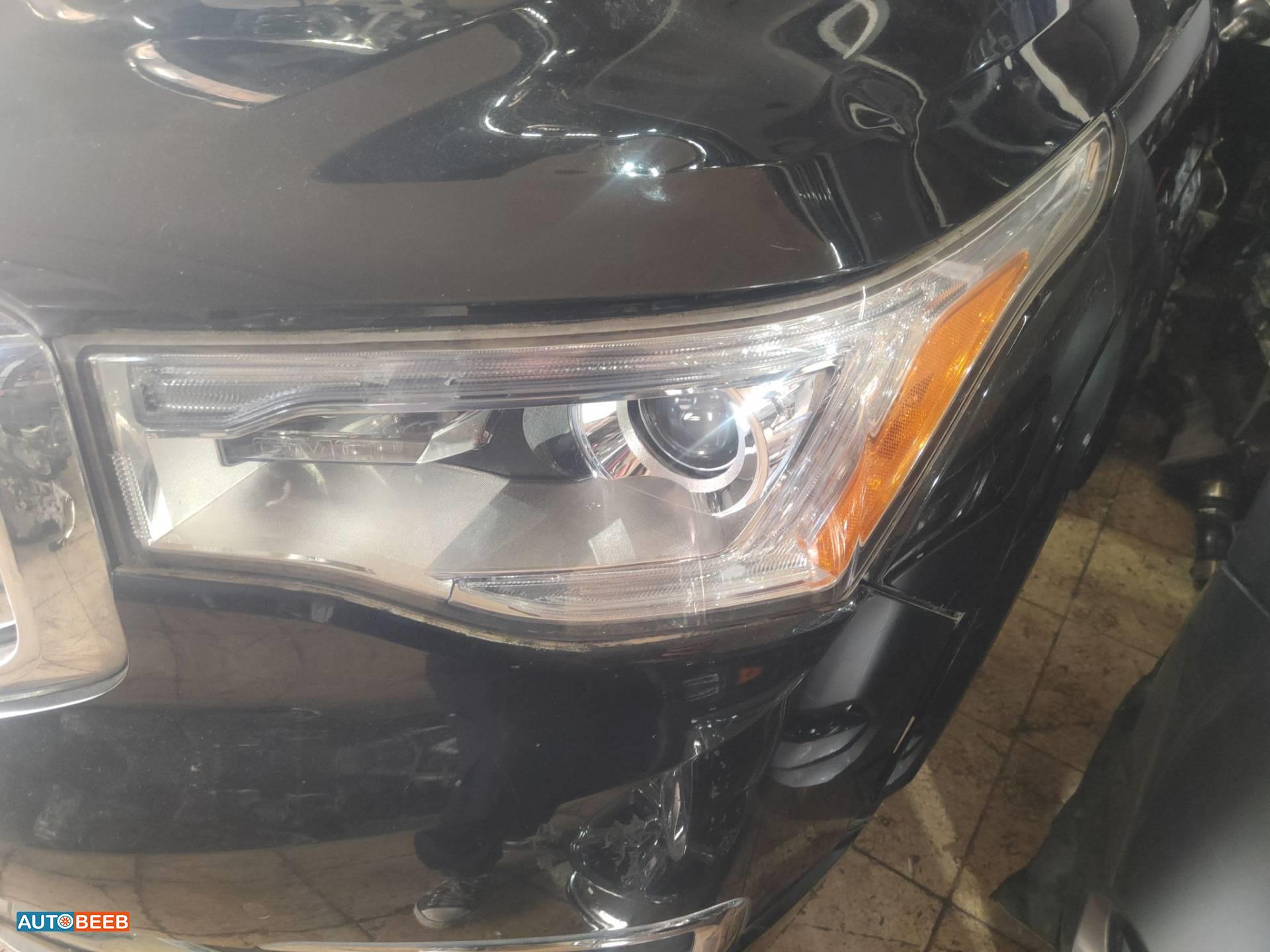 ضوء امامي شمال جي ام سي تيرين 2019 2020