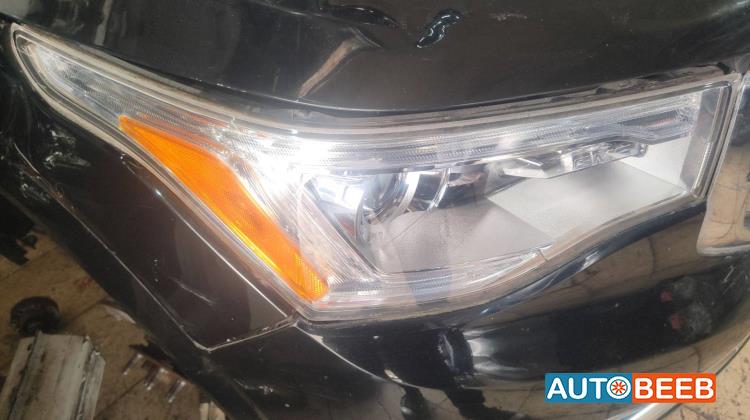 ضوء امامي يمين جي ام سي تيرين 2019 2020