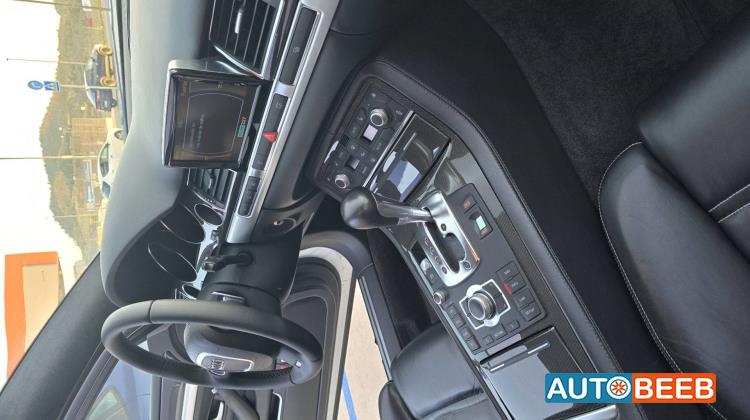 Audi S8 2008