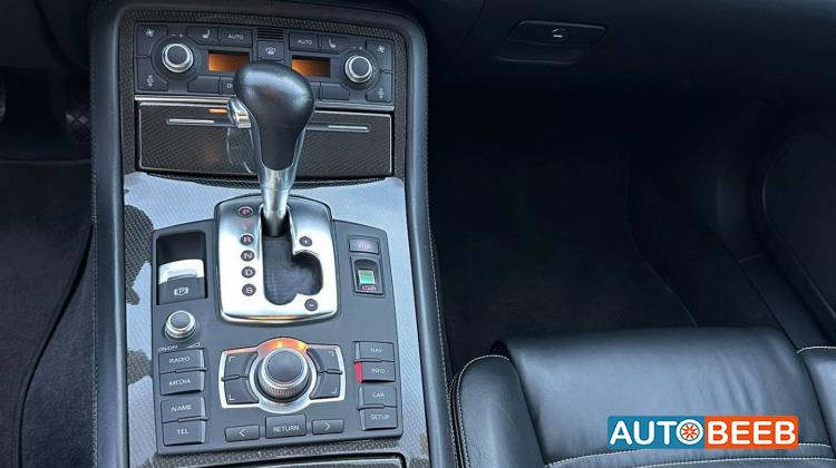 Audi S8 2008