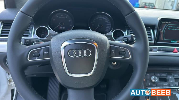Audi S8 2008