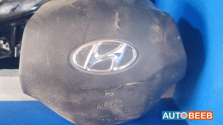 Cabin  Steering Wheel Hyundai kona