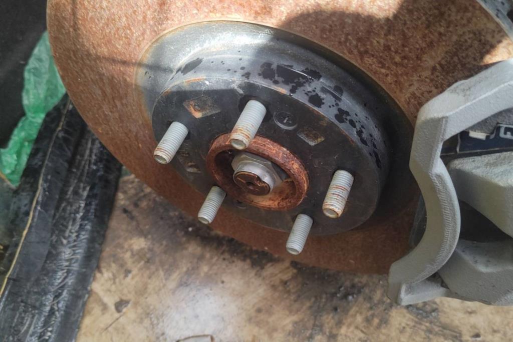 هب عجل امامي كيا سورينتو 2024 2025