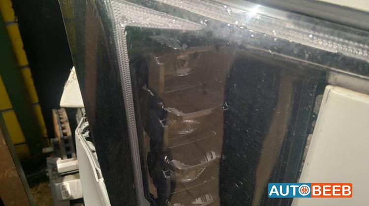 ضوء امامي يمين كيا سورينتو 2024 2025