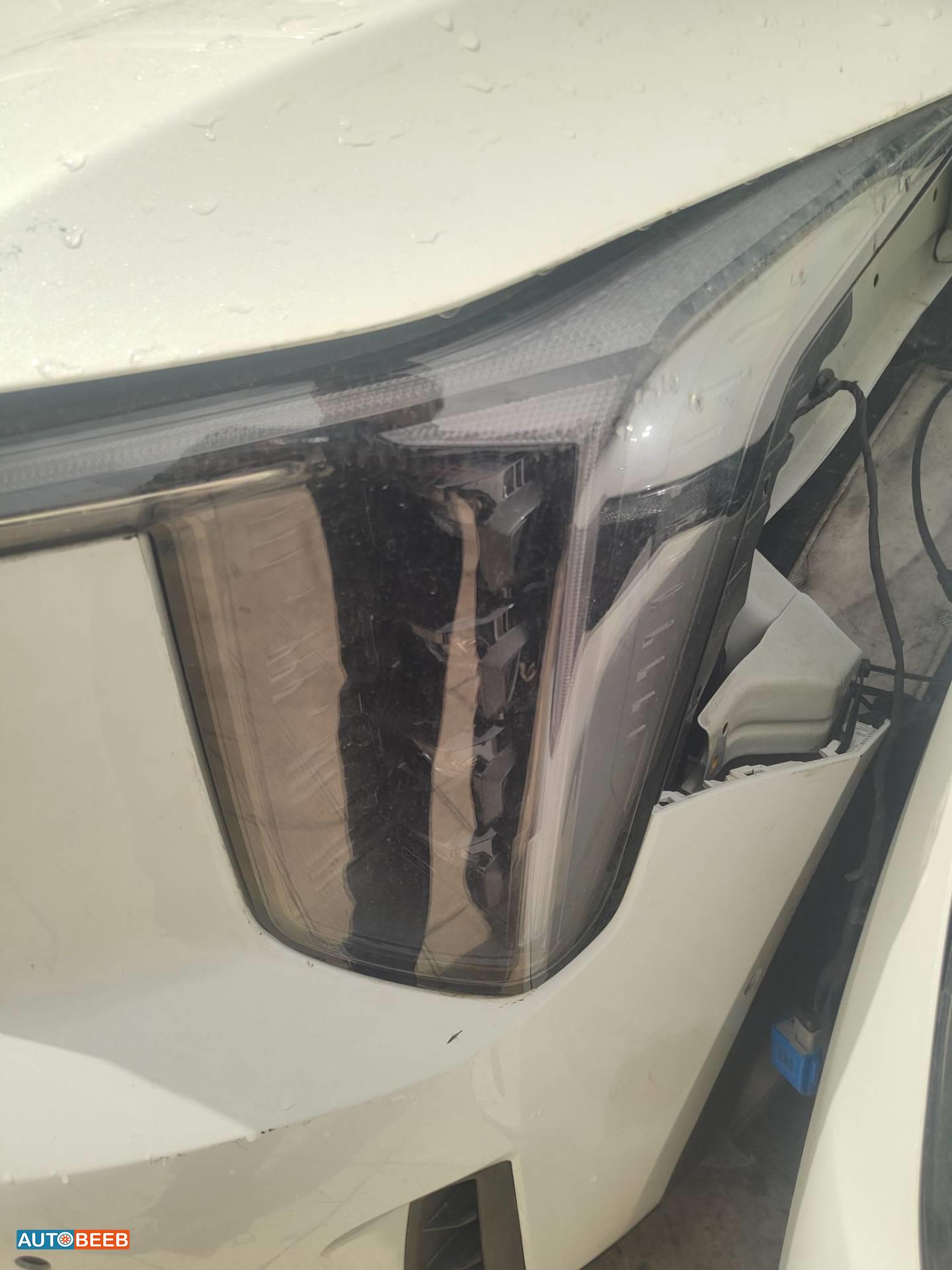 ضوء امامي شمال كيا سورينتو 2024 2025