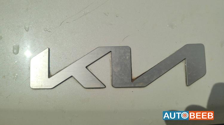 شعار غطاء امامي كيا سورينتو 2024 2025