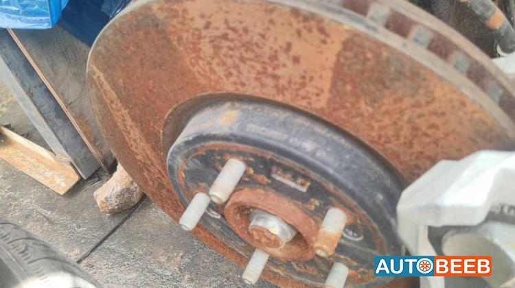 هب عجل امامي هيونداي ايونيك 5 2022 2023