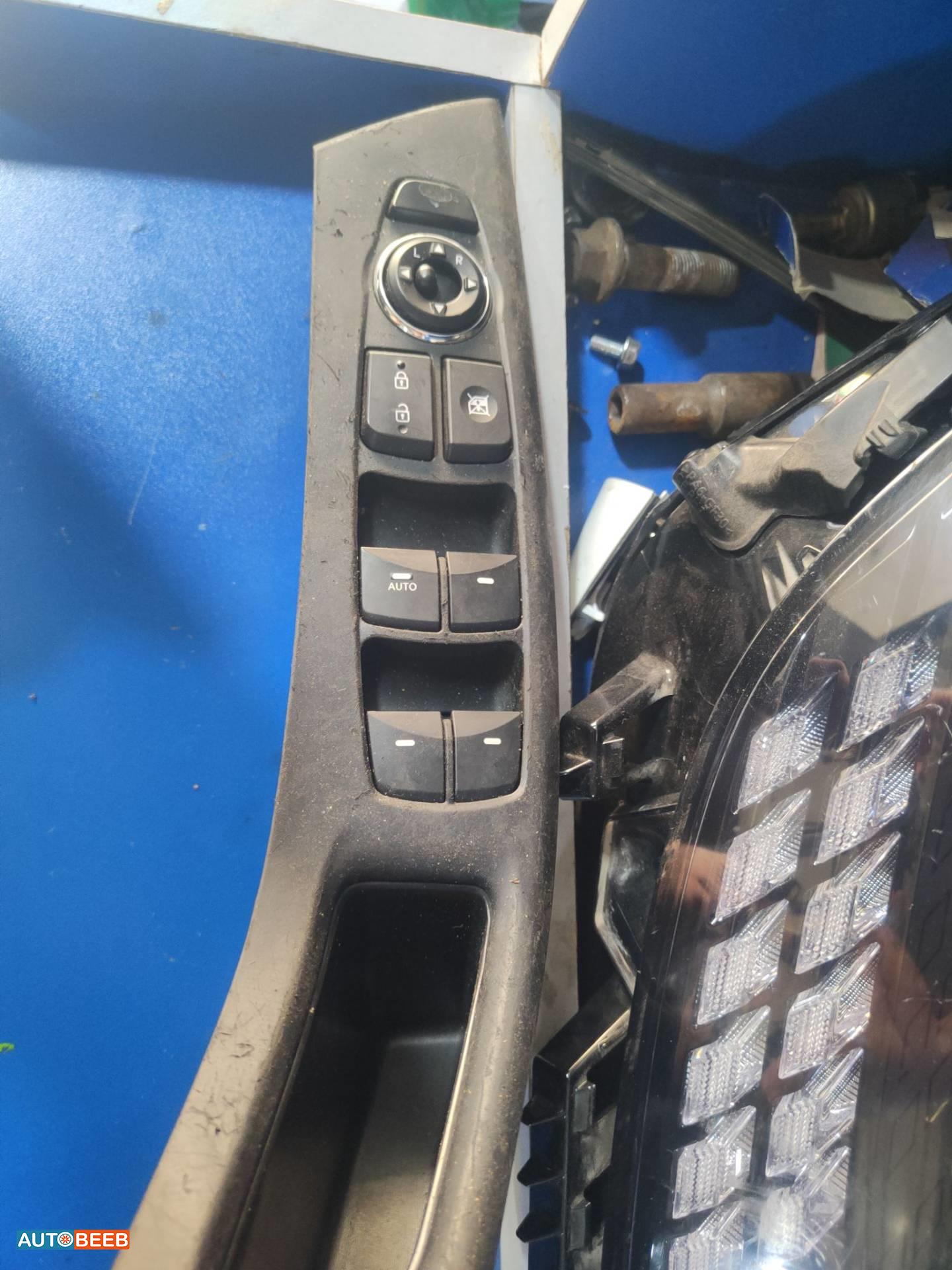 Cabin  Control buttons Hyundai Avante