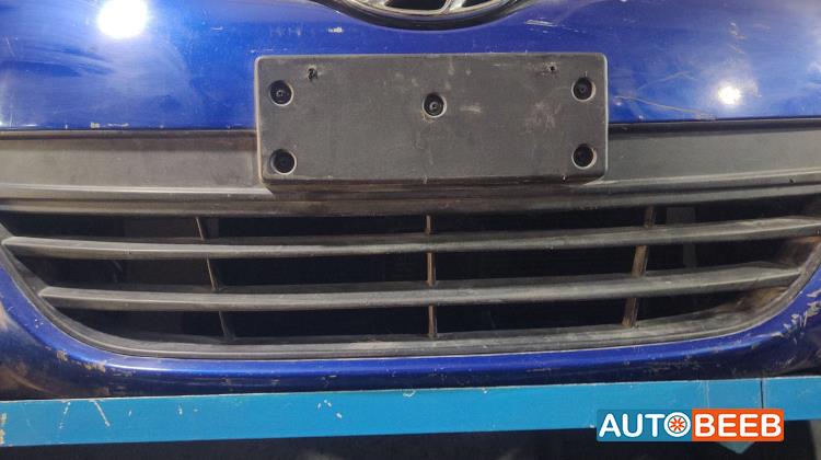 Body  Grilles Hyundai i20