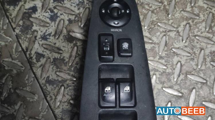 Cabin  Control buttons Hyundai Avante
