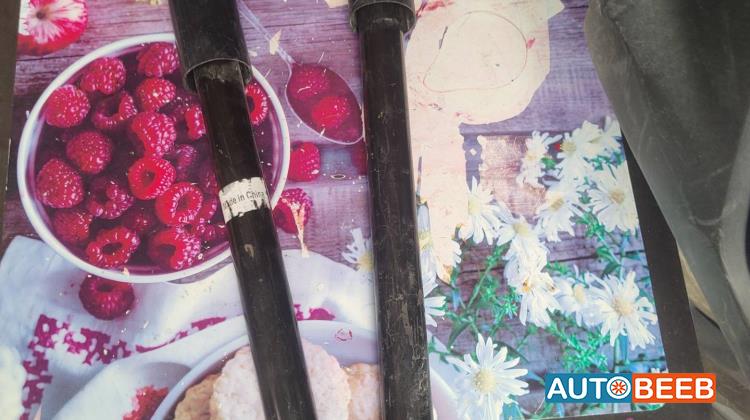  Shock Absorber Mazda 3