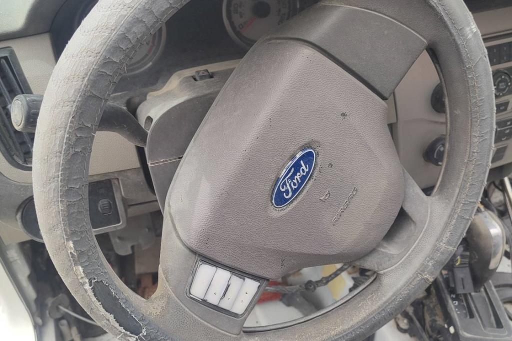 Cabin  Steering Wheel Ford Focus