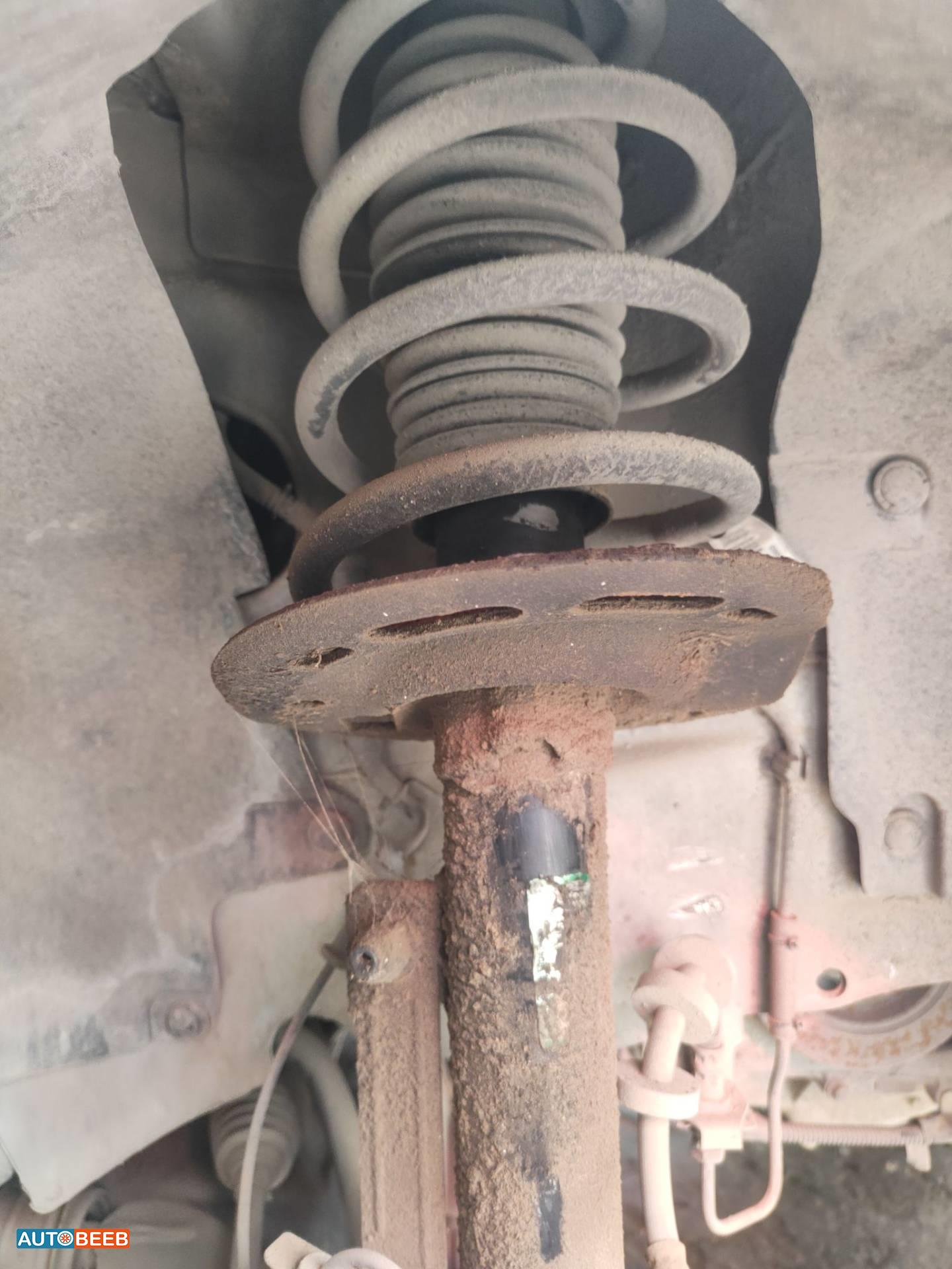 صنوبرص أمامي فورد فوكس 2010 2011 2012 