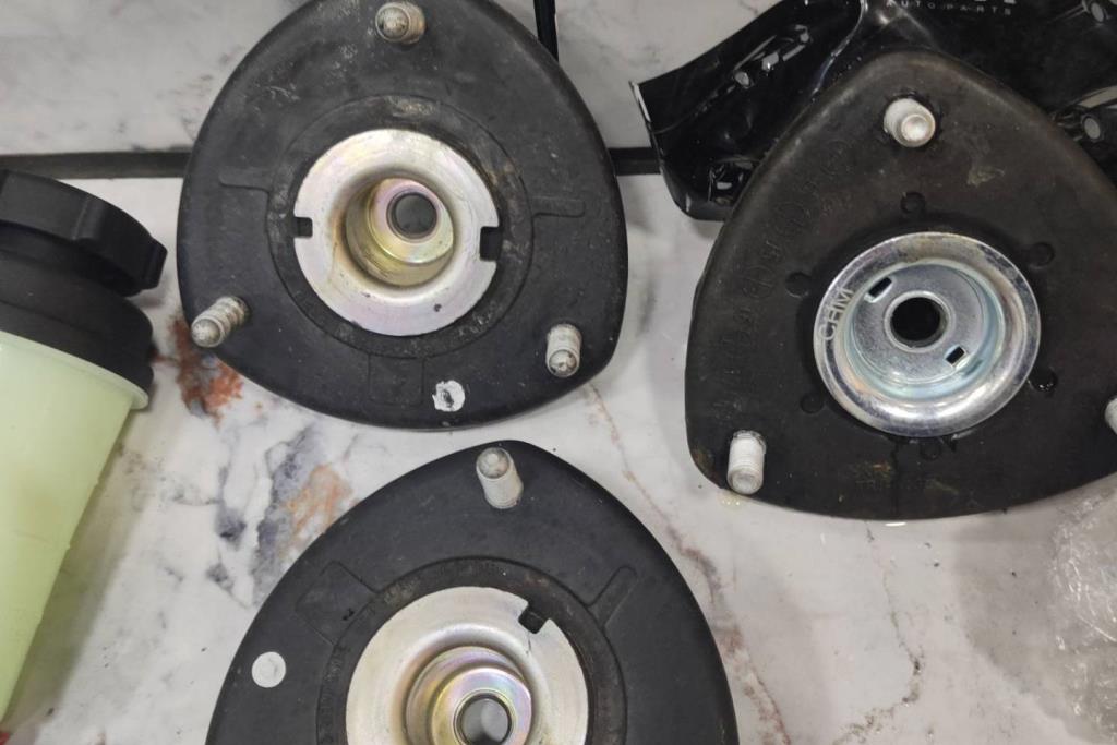 قاعده صنوبرص مازدا 3 2015 2016 2017 2018 2019 2020