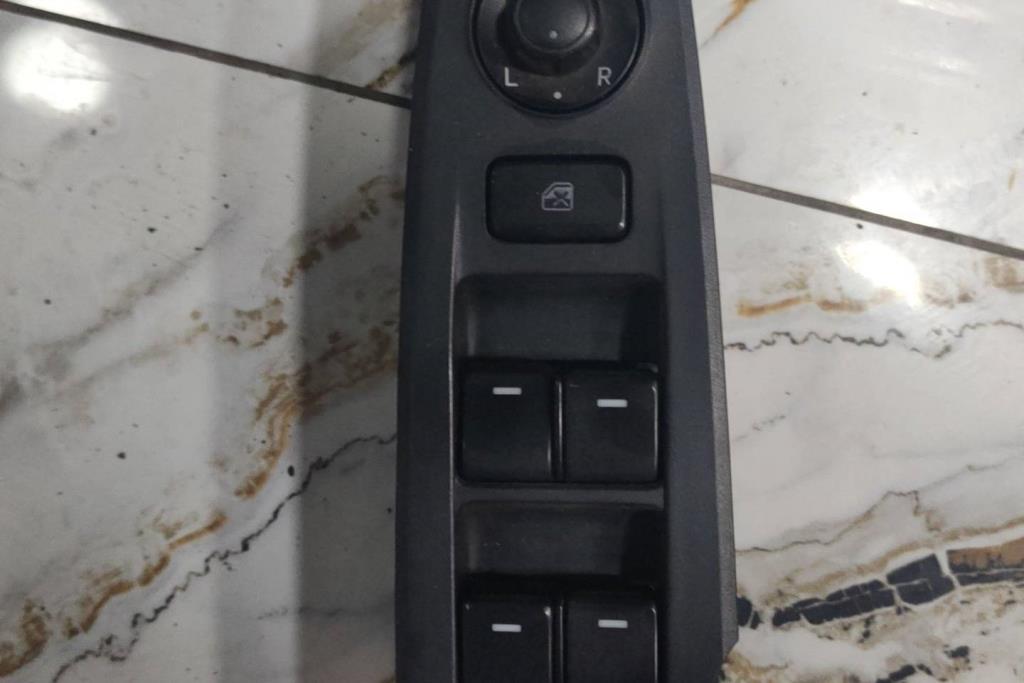 Cabin  Control buttons Mazda CX5