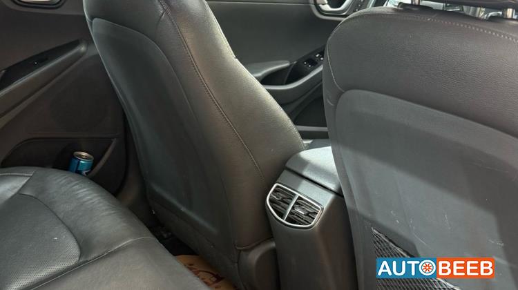 هيونداي ايونيك 2017