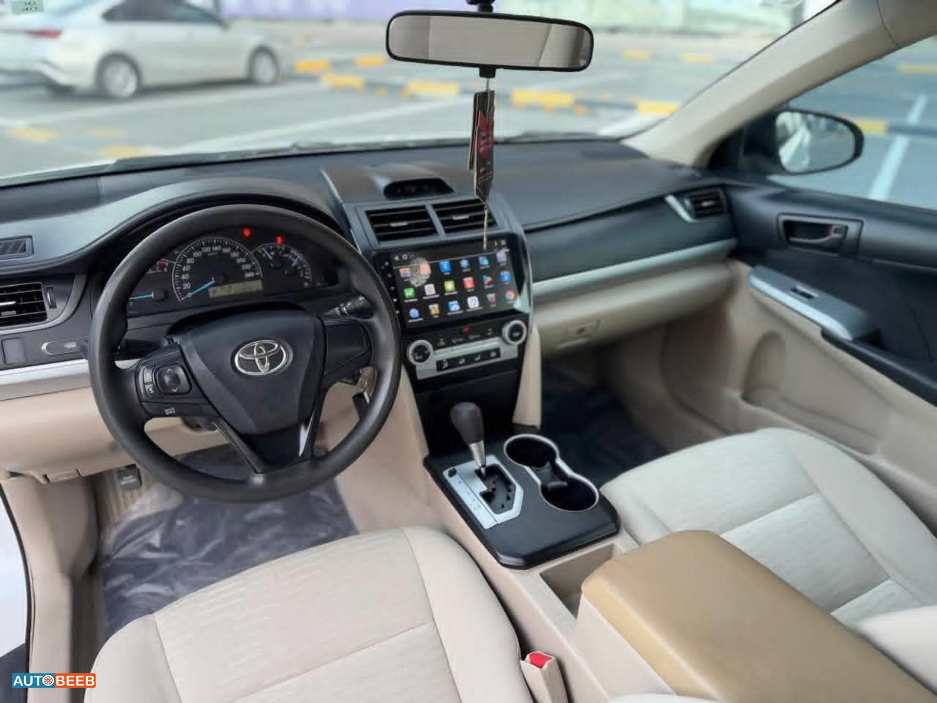 Toyota Camry 2016