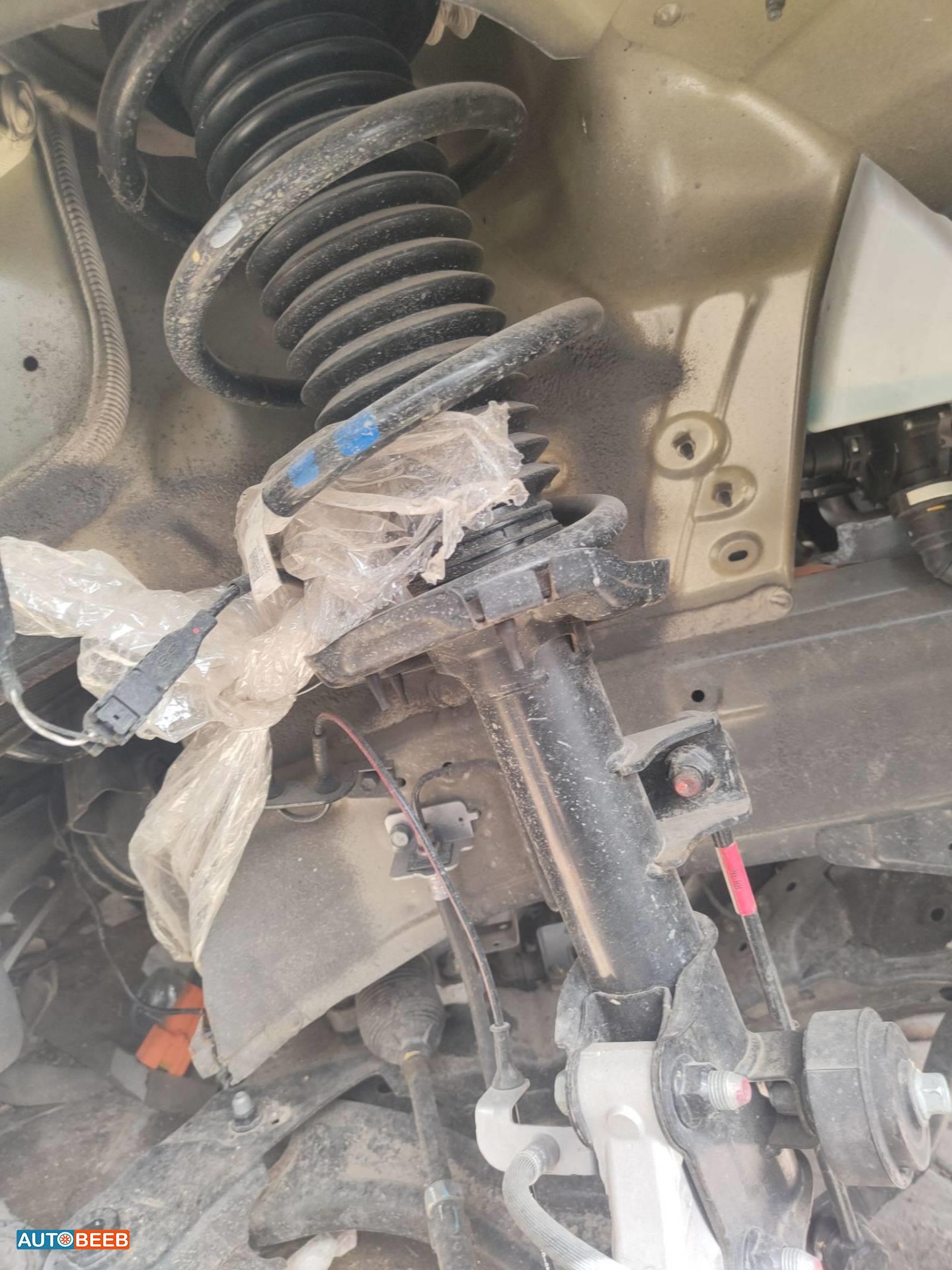 صنوبرص أمامي هيونداي ايونيك 5 2022 2023