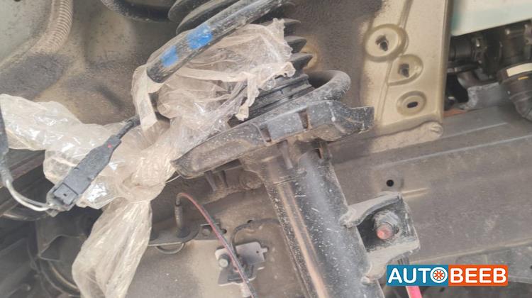 صنوبرص أمامي هيونداي ايونيك 5 2022 2023