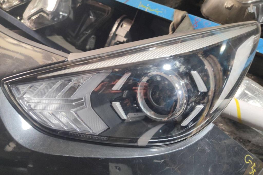 ضوء امامي شمال كيا نيرو 2019 2020