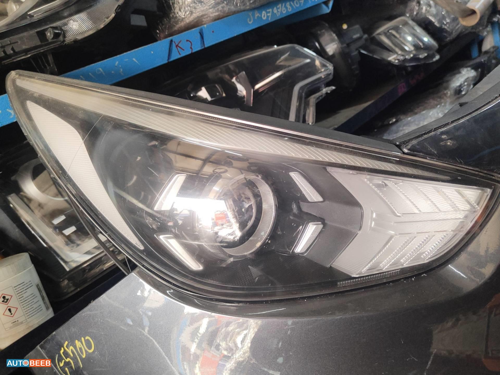 ضوء امامي يمين كيا نيرو 2019 2020