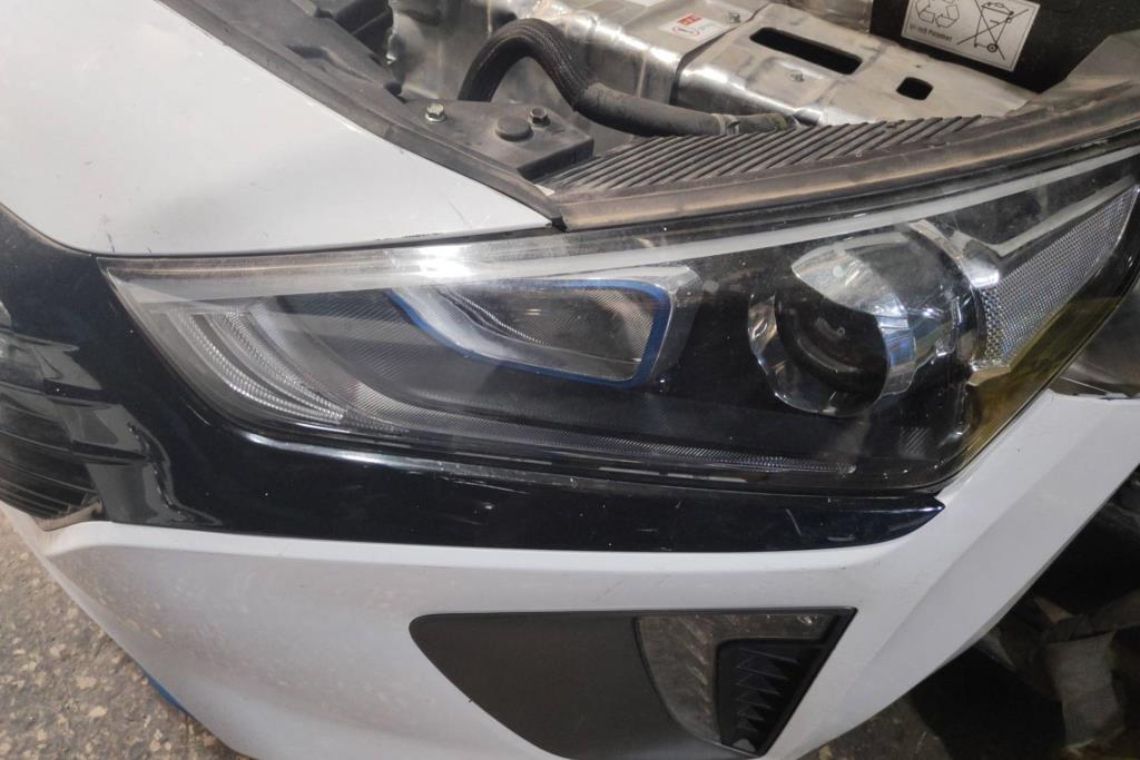 ضوء امامي شمال هيونداي ايونيك 2016 2017 2018