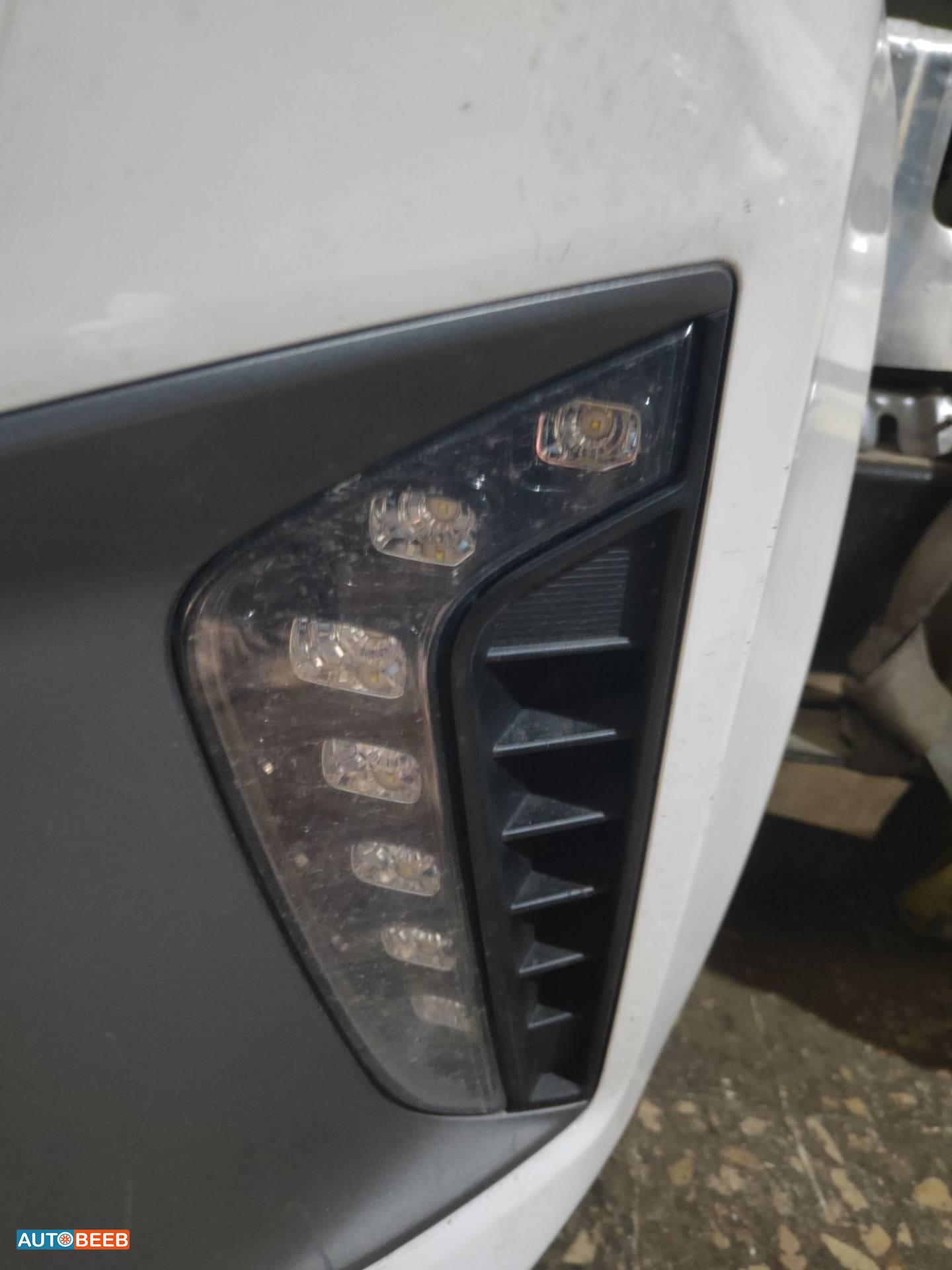 كشاف امامي شمال هيونداي ايونيك 2016 2017 2018