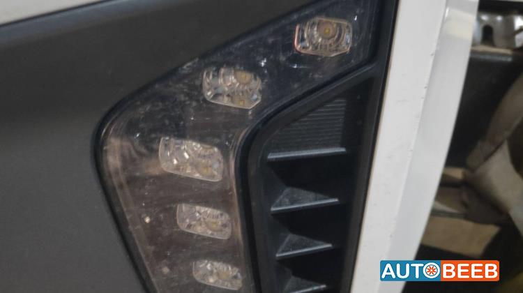 كشاف امامي شمال هيونداي ايونيك 2016 2017 2018