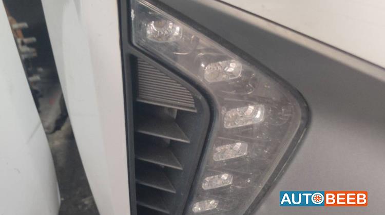 كشاف امامي يمين هيونداي ايونيك 2016 2017 2018