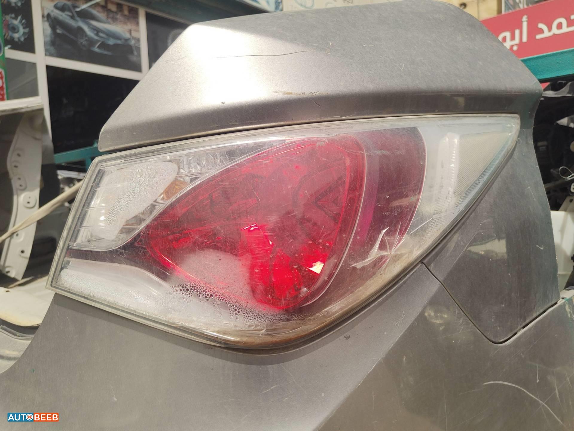 ضوء خلفي يمين هيونداي سوناتا 2012 2013 