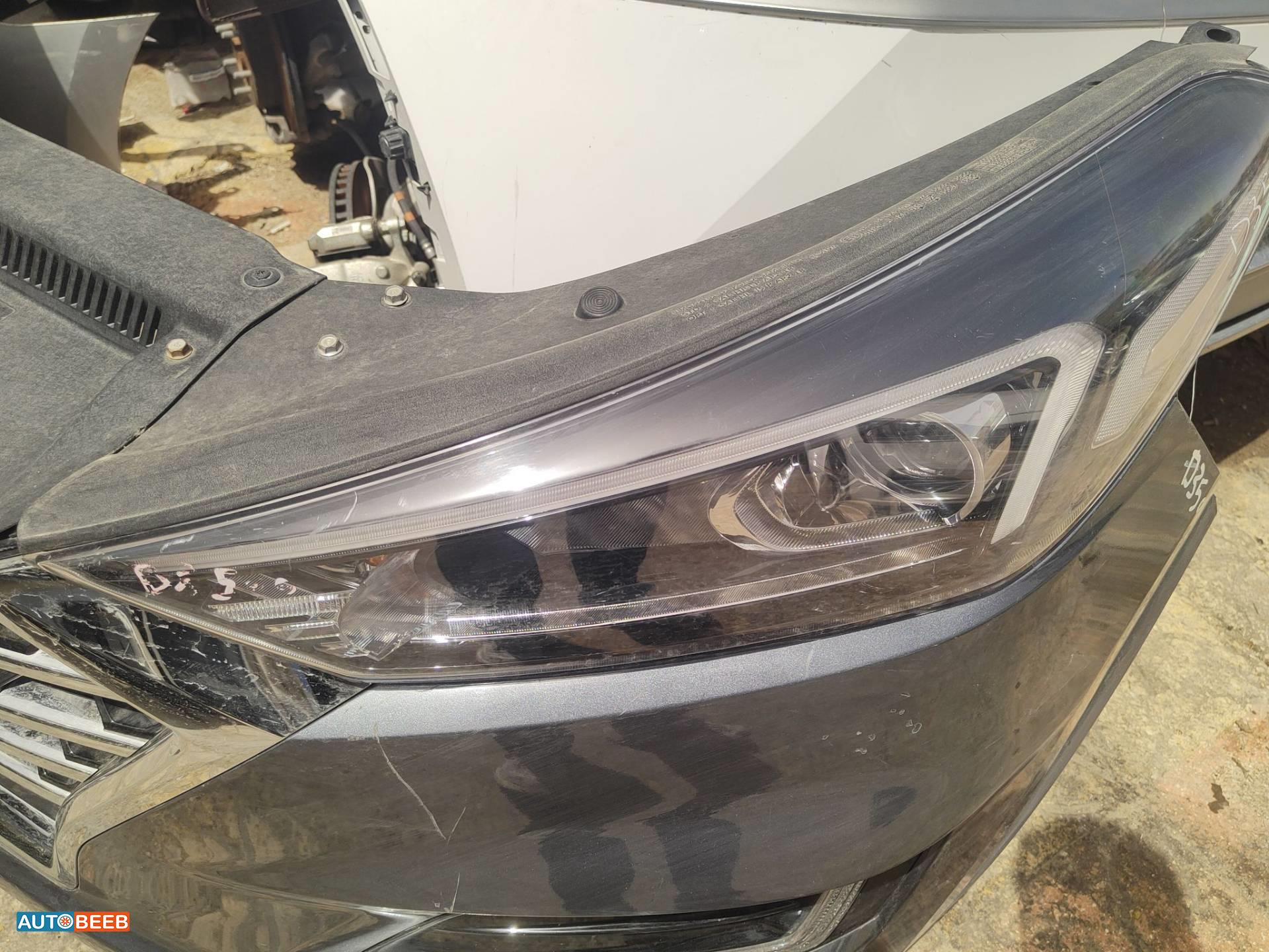 ضوء امامي شمال هيونداي توسان 2019 2020