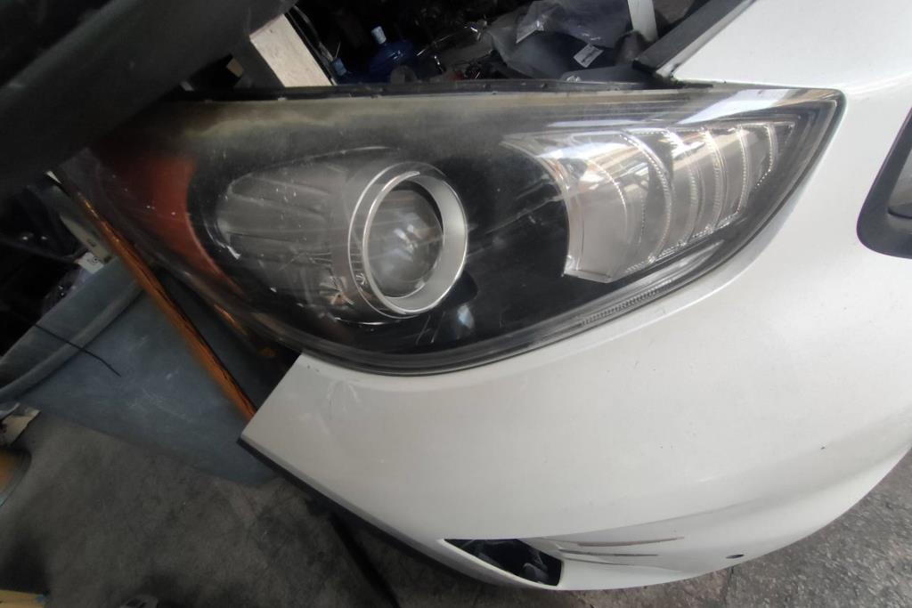 ضوء امامي يمين كيا نيرو 2017 2018