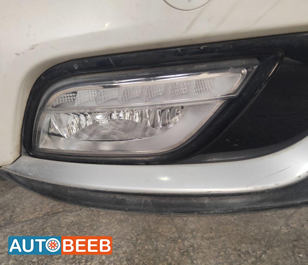 كشاف امامي يمين كيا نيرو 2017 2018