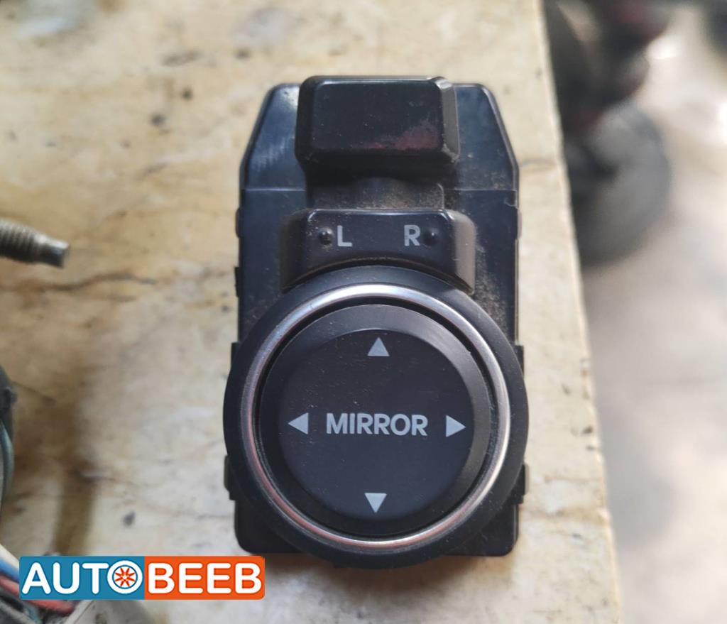 كبسة تحكم مرآة جانبية يمين شمال هيونداي سوناتا 2012 2013