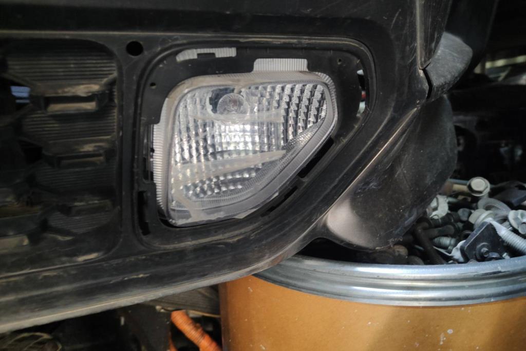 كشاف امامي شمال كيا بيكانتو 2019 2020