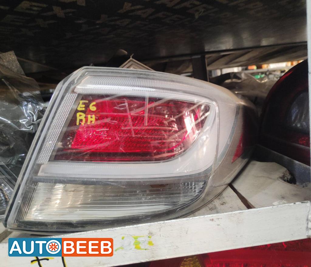 ضوء خلفي يمين هيونداي سوناتا 2016 2017