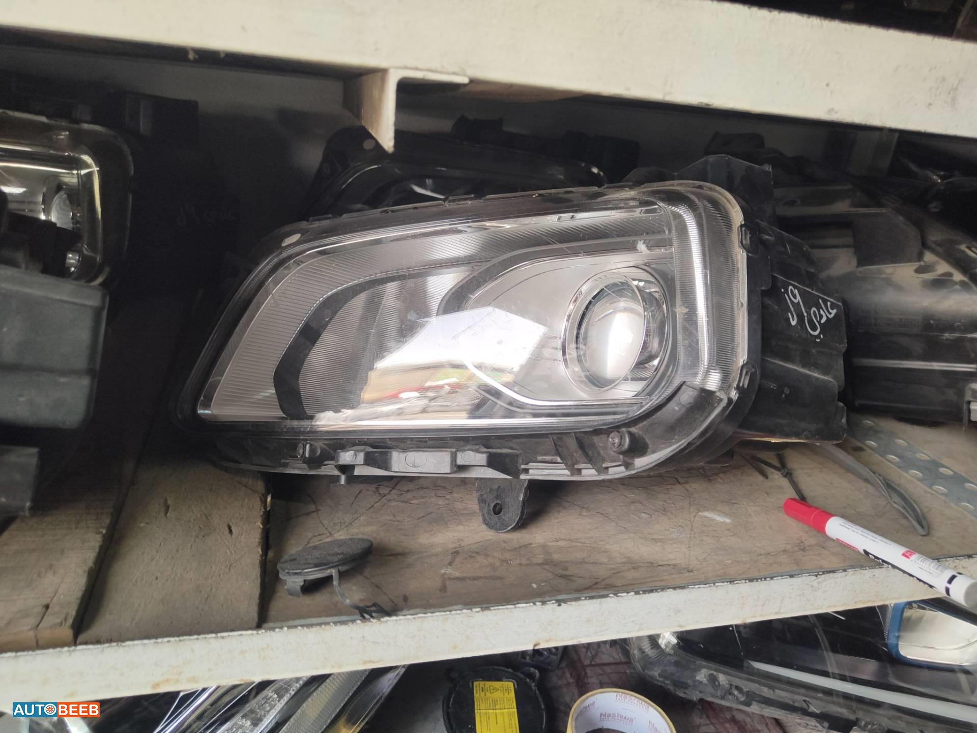 ضوء امامي يمين شمال هيونداي كونا 2019 2020