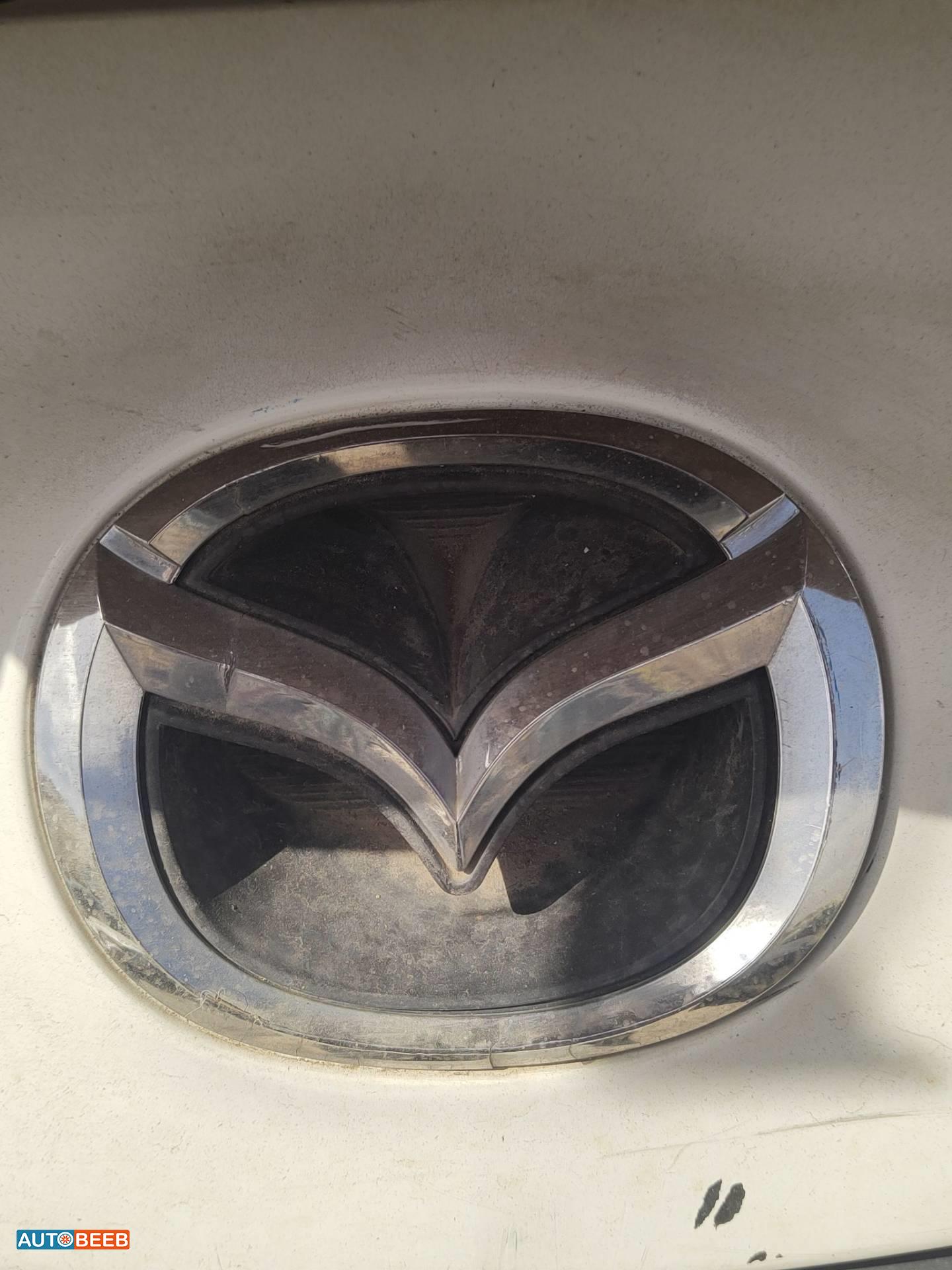 Body  Emblems Mazda 3