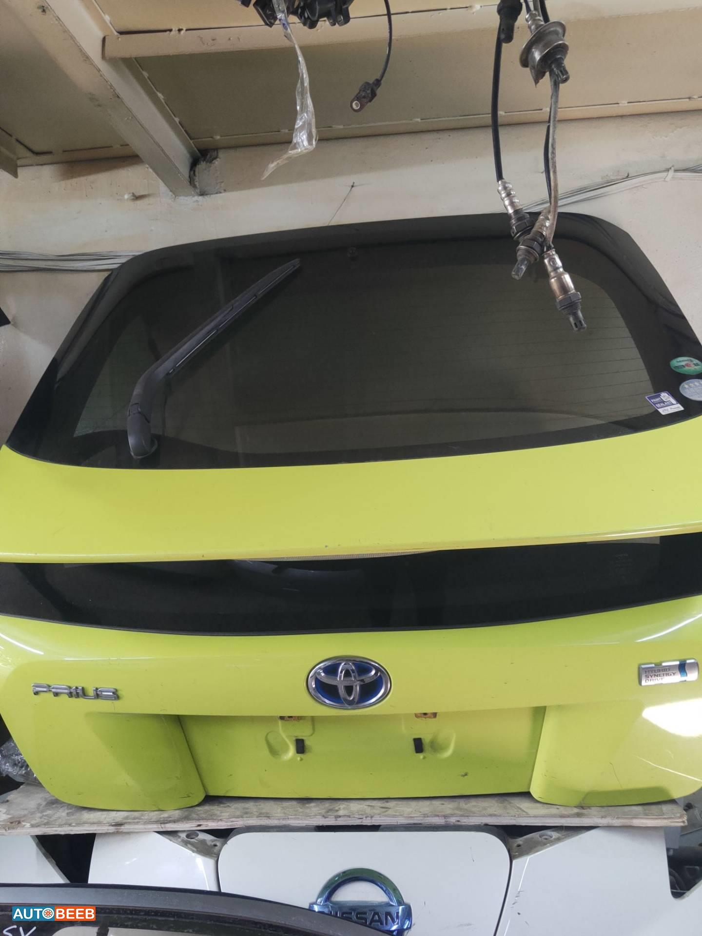 غطاء خلفي تويوتا بريوس 2018 2019