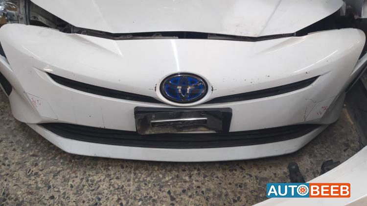 Body  Bumper Toyota Prius