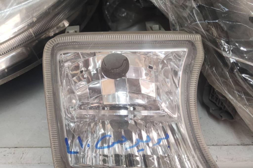 غماز أمامي يمين شمال تويوتا بريوس 2010 2011 2012